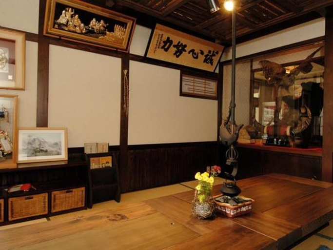 Public Area 2, Ryoso Tsuyukusa, Takayama