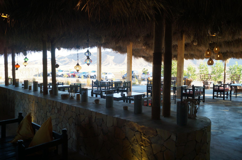 Food & Drinks 4, Sama Ras Al Jinz, Sur