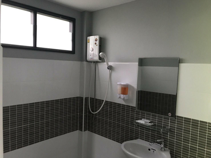Bathroom, Sangkla Resort, Sangkhla Buri