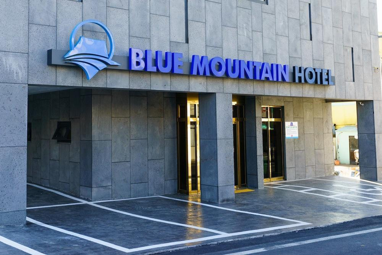 Exterior & Views 2, Blue Mountain Hotel, Seogwipo