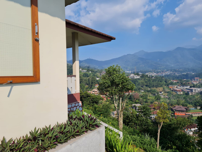 Villa Mega Prapto, Bogor