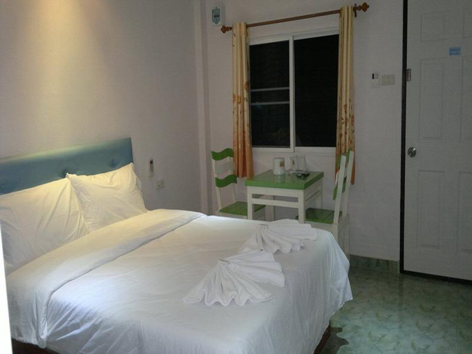 Bedroom 4, Wattana Hill Resort , Sattahip