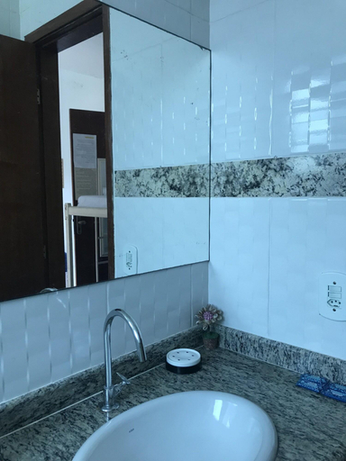 Bathroom 5, Pousada da Gigoia - Barra da Tijuca, Rio de Janeiro