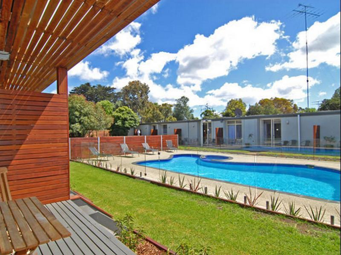 Sport & Beauty 3, Riverside Ocean Grove, Greater Geelong - Pt B
