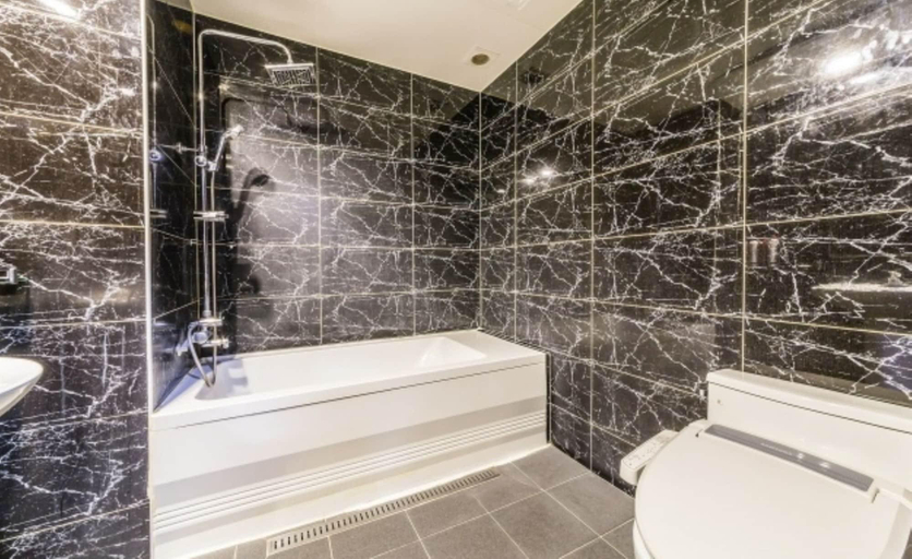 Bathroom 4, Rampart Hotel, Geum-cheon