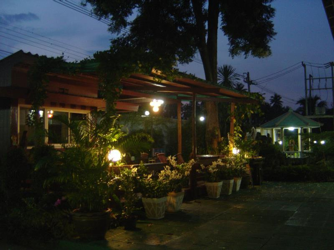 Exterior & Views 5, Coconut Home Resort, Bang Khon Ti