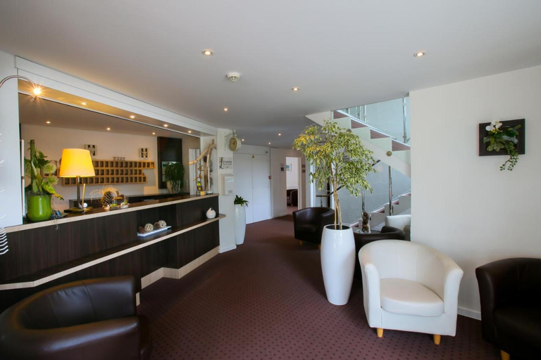 Public Area 2, Logis Hôtel la Forestière Rest. l'Instant Gourmet, Landes