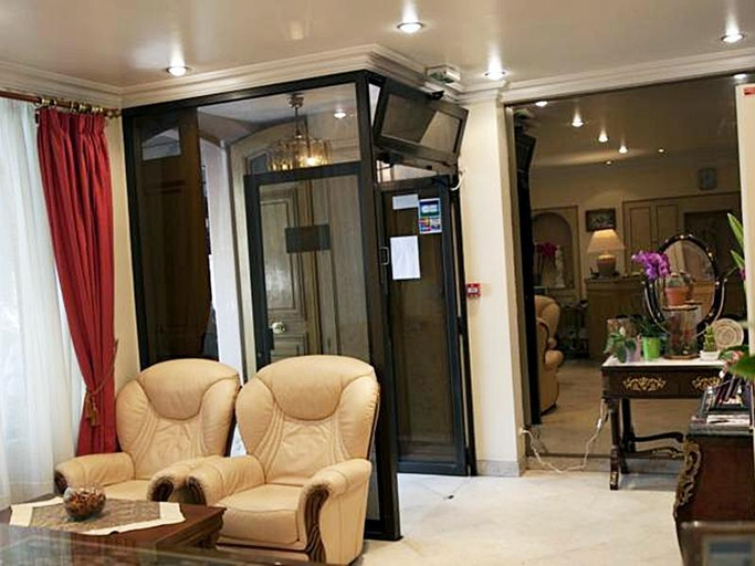Public Area 3, Hôtel des Pyrénées - Nation, Paris
