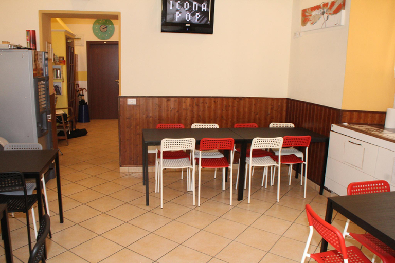 Public Area 3, Freedom Traveller Hostel, Rome