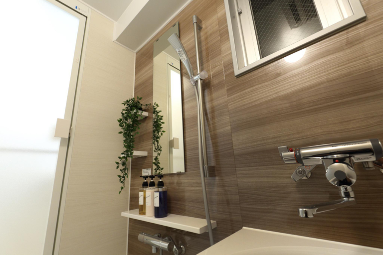 Bathroom 4, Residence Hotel Hakata 20, Fukuoka