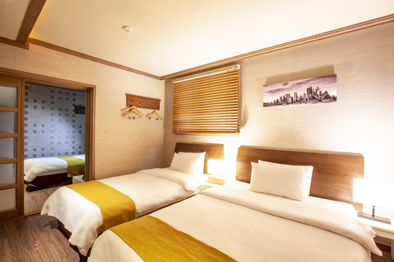 Bedroom 3, Sahara Hotel, Jeju