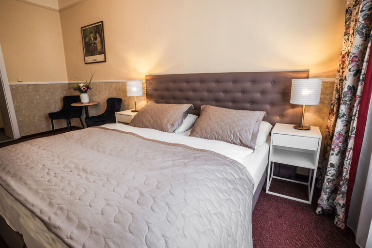 Bedroom 3, Hotel Kavalerie, Karlovy Vary