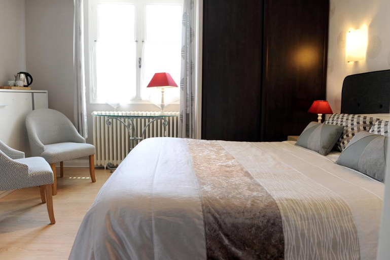 Bedroom 3, Logis Hotel L'Ayguelade, Pyrénées-Atlantiques