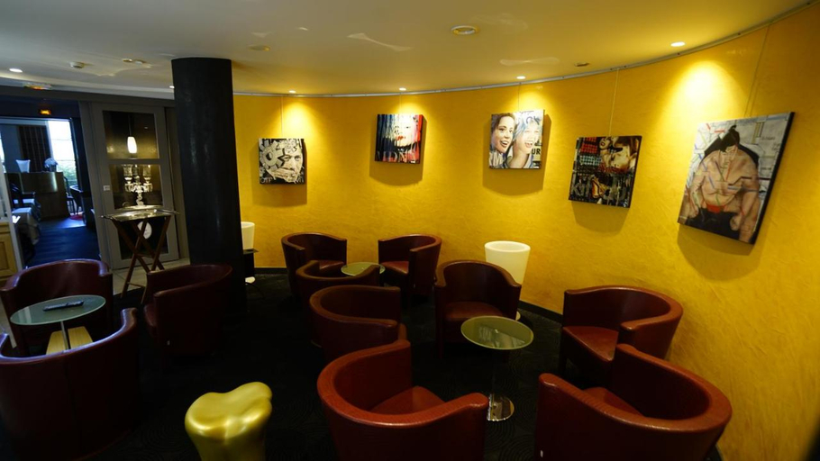 Public Area 2, Logis Relais de Vincey, Vosges