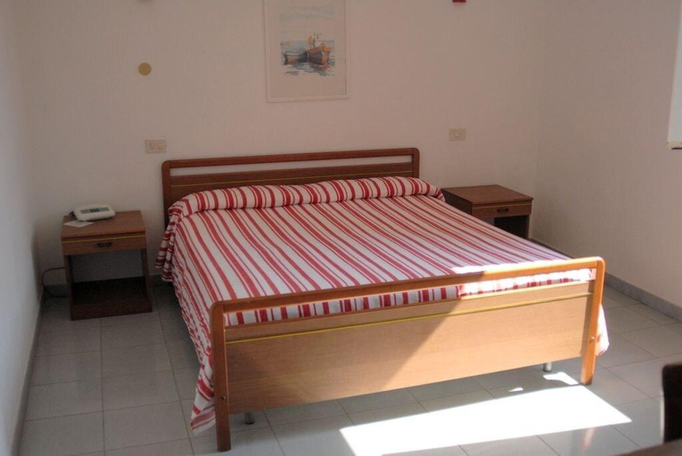 Bedroom 2, Hotel Santa Caterina, Livorno