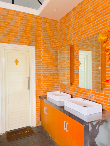 Zalma Hotel Batu, Malang