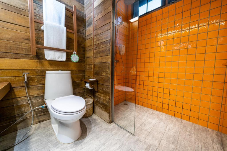Bathroom 5, Baan Ploy Sea, Muang Rayong