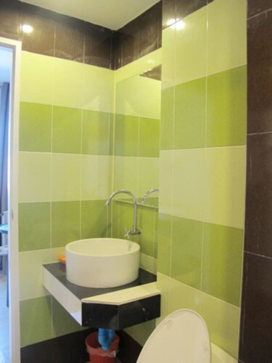 Bathroom 5, C Tower Hotel, Muang Surat Thani