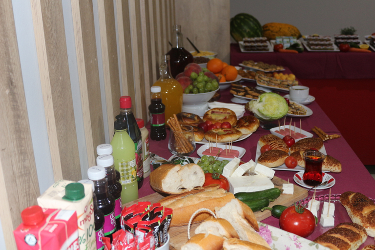 Food & Drinks 4, Astro Vefa, Fatih