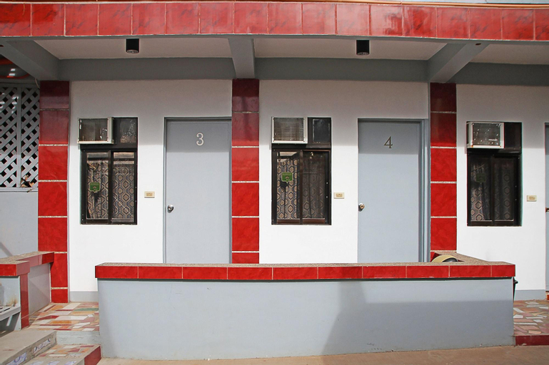 Public Area 2, Mario's Travellers Inn, Coron
