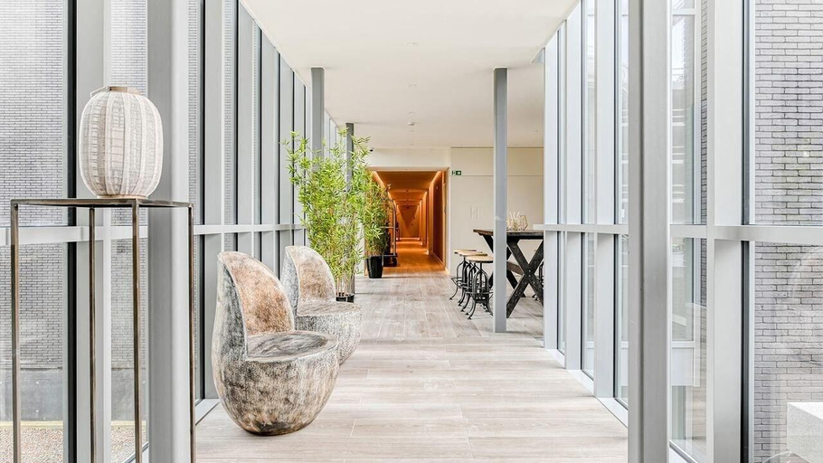 Public Area 4, Hotel Acropolis, West-Vlaanderen