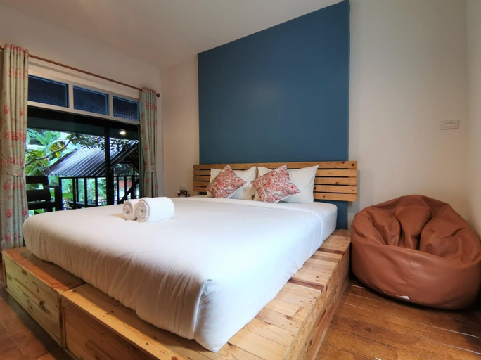 Nua Tone Resort & Cafe, Phuket Island