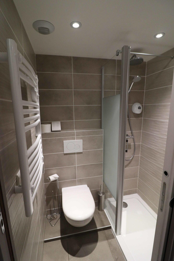 Bathroom 4, Hotel la Turra, Savoie