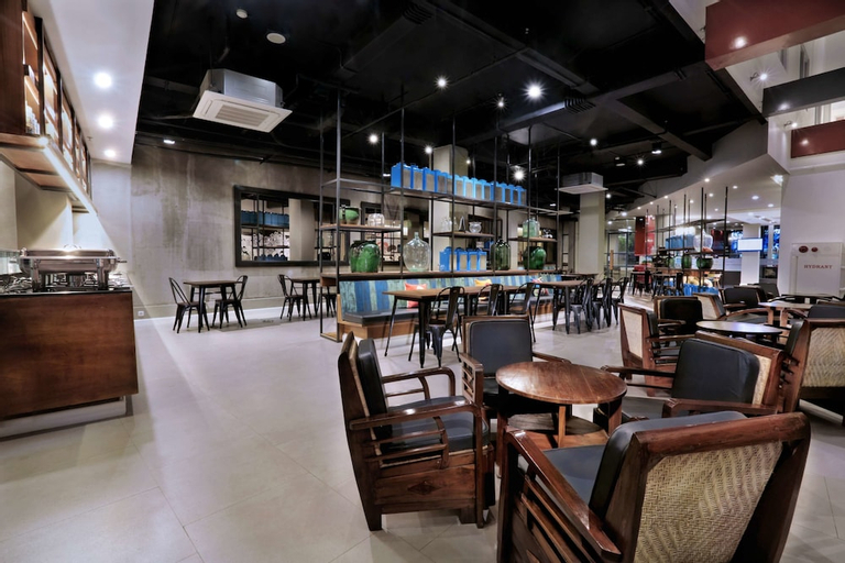 Food & Drinks 30