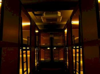 Chic Capsule Otel, Singapura