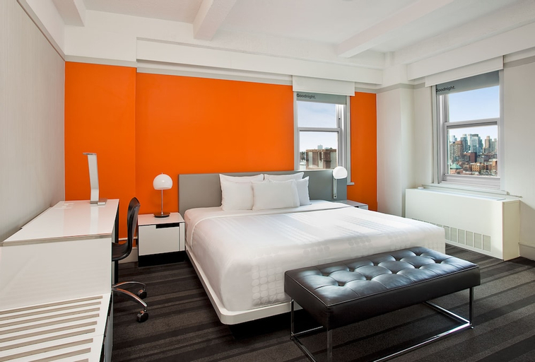 Row NYC Hotel, New York