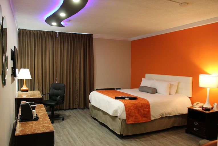 Bedroom 26