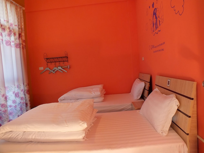 Bedroom 2, Single Flight Backpackers, Kinmen