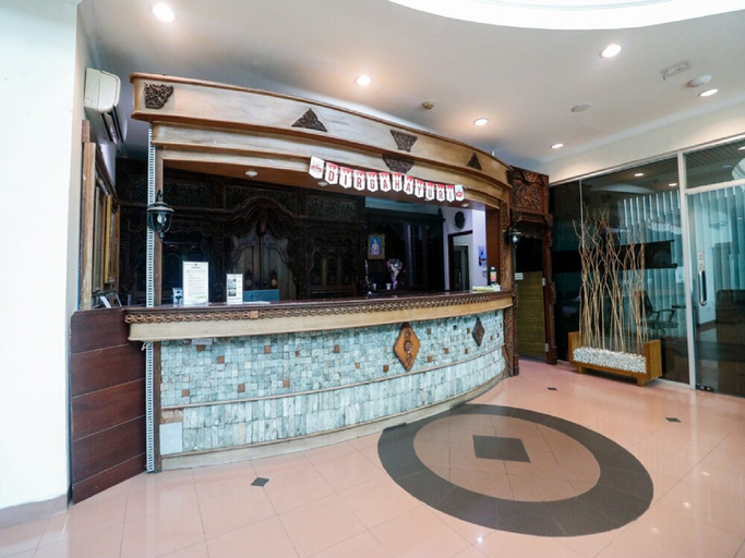 Public Area 2, RedDoorz Plus near Senopati 2, South Jakarta
