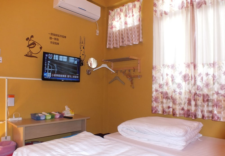 Bedroom 3, Single Flight Backpackers, Kinmen