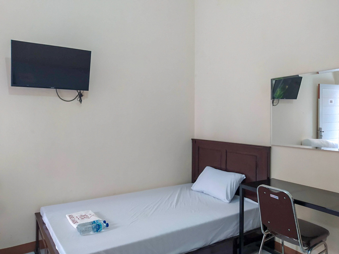 RedDoorz Syariah near Exit Tol Pemalang, Pemalang