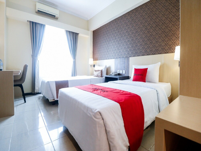 Bedroom 3, RedDoorz Plus near Senopati 2, South Jakarta