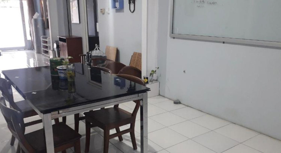 Dining Room 9