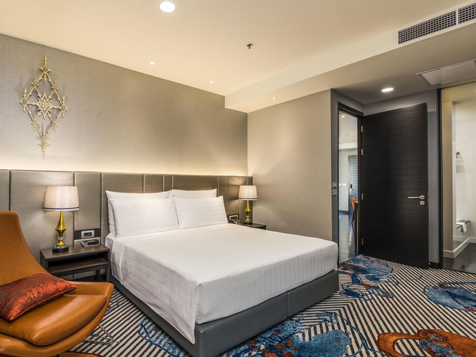 Bedroom 3, Chatrium Hotel Riverside Bangkok, Khlong San
