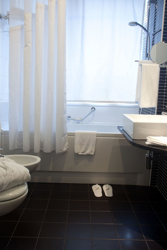 Bedroom 4, The Caesar Hotel Roma, Rome