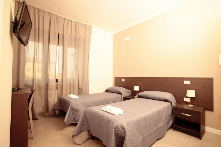 Bedroom 1, B&B Grandangolo, L'Aquila