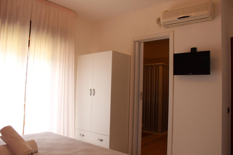 Public Area 3, Casa Chiarenza, Trapani