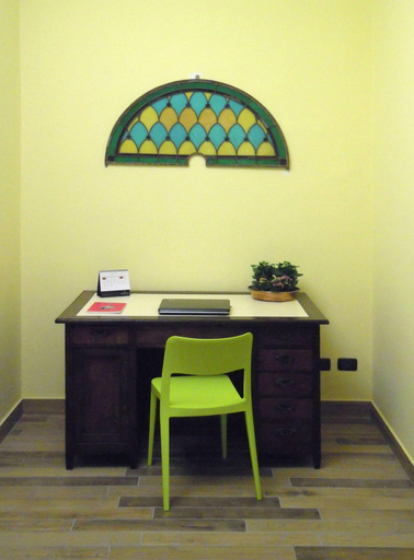 Public Area 3, La nostra casa in centro, Lecco