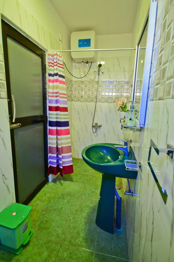 Bathroom 4, Mount Lake Inn, Welimada