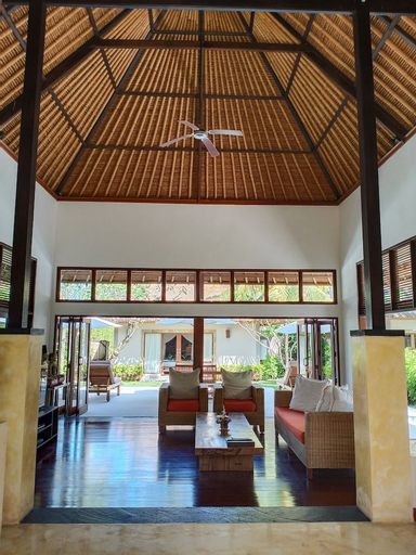 Public Area 4, Villa Sasoon 4BR 100 mt to Beach, Karangasem