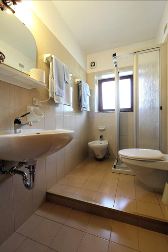 Bathroom 3, B&B Seppi, Trento