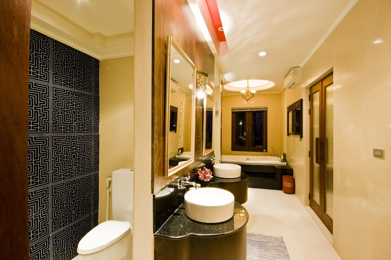 Bedroom 26