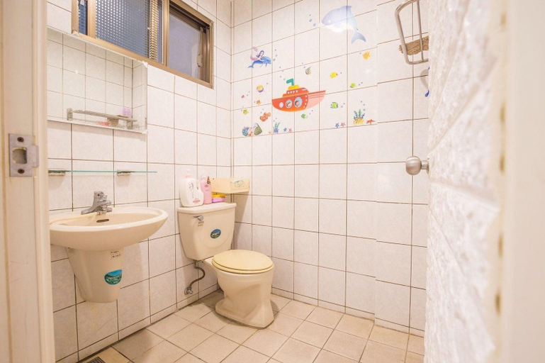 Bathroom 5, Yilan Happiness Sea Homestay, Yilan