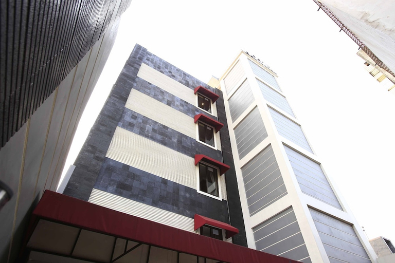 Exterior & Views, RedDoorz @ Kebayoran Lama, South Jakarta