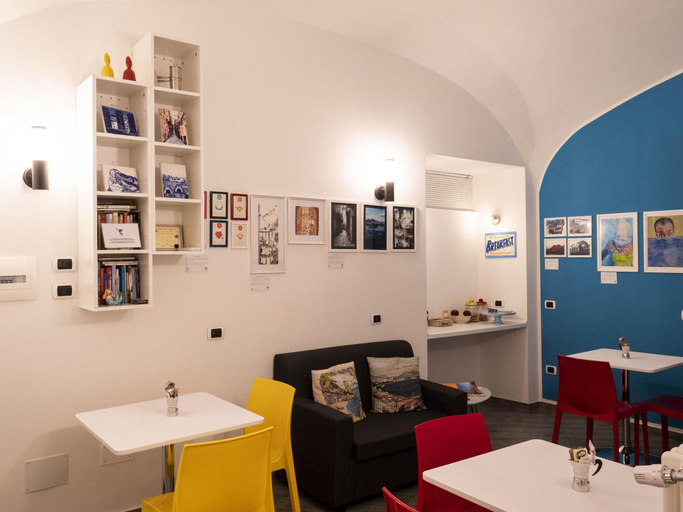 Others 5, B&B Napoli Storica, Napoli