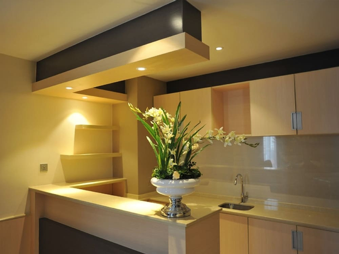 Dining Room 12